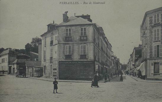Rue de Montreuil - place St-Symphorien